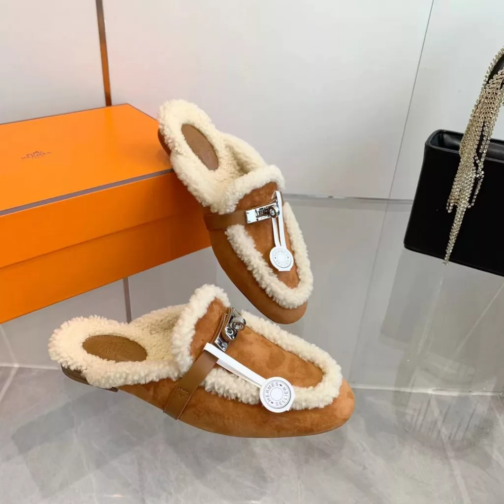 Hermes slippers