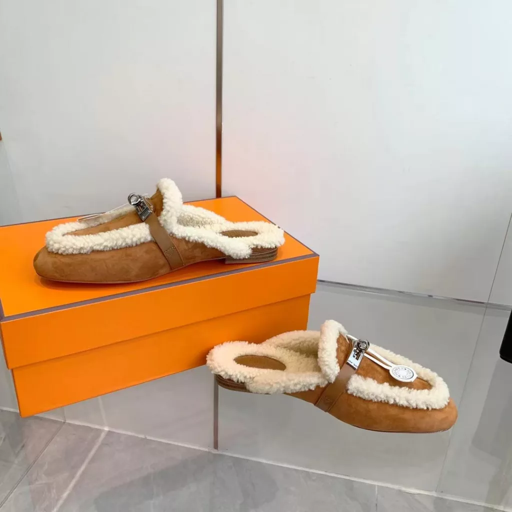 Hermes slippers