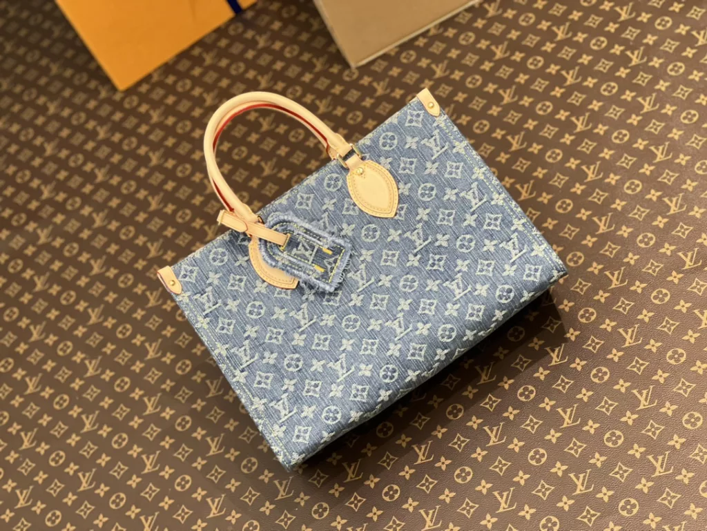 Louis Vuitton Onthego medium handbag