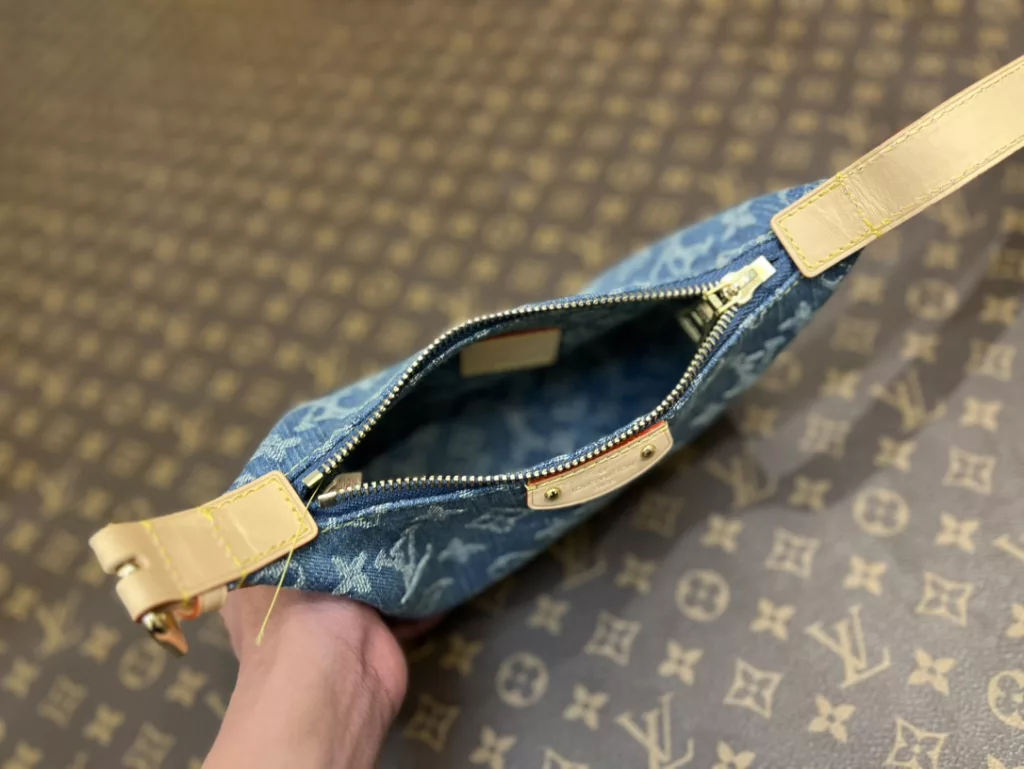 Louis Vuitton Mini Moon handbag