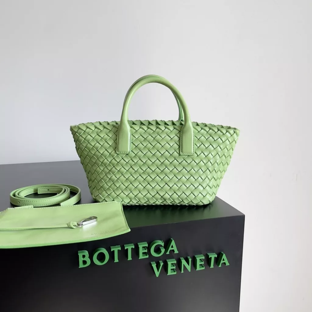 Bottega Veneta