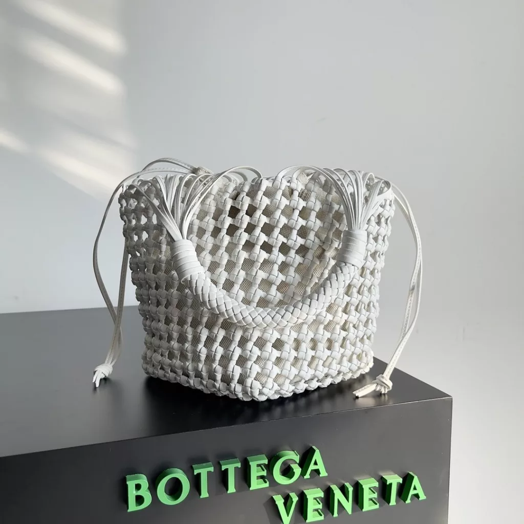 Bottega Veneta