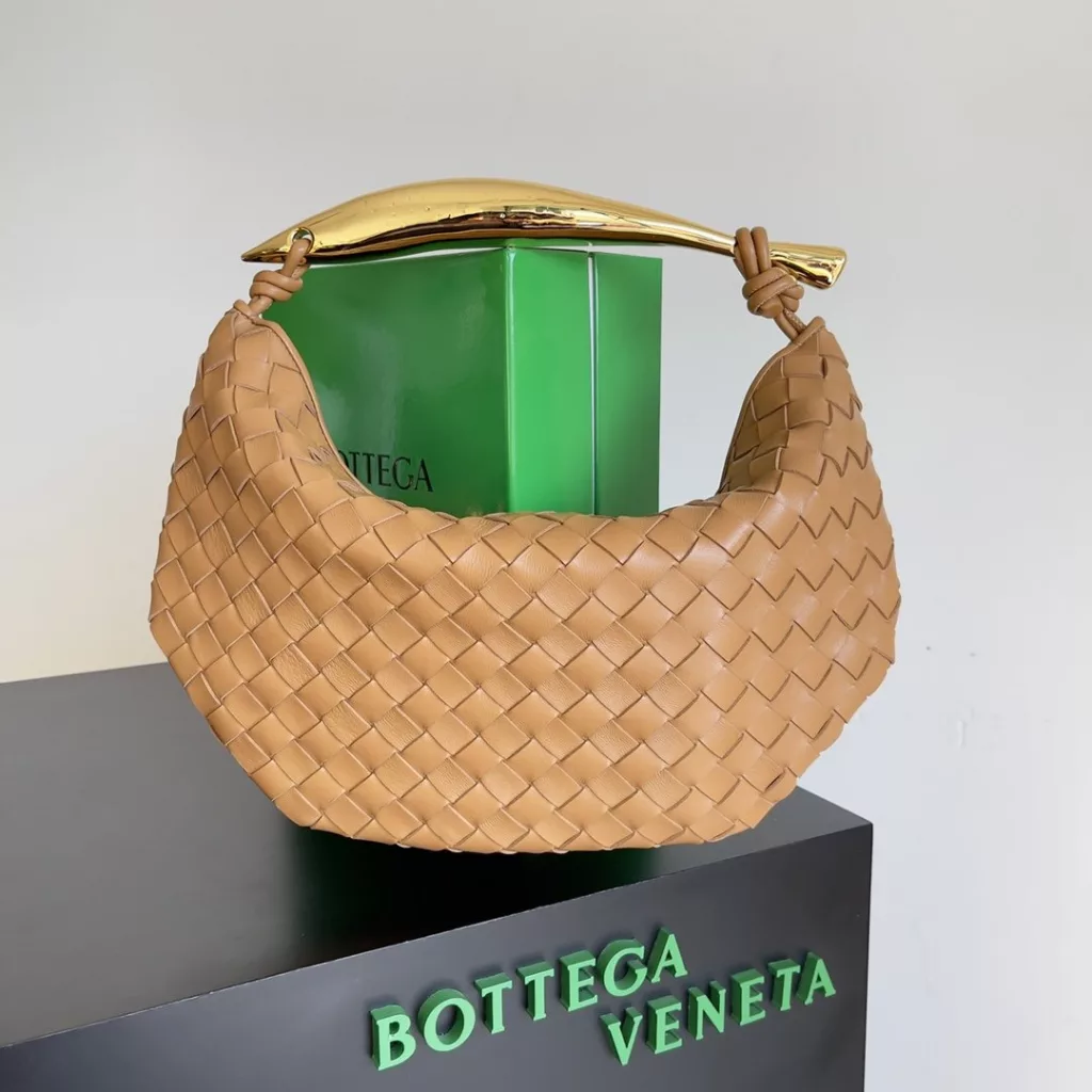 Bottega Veneta