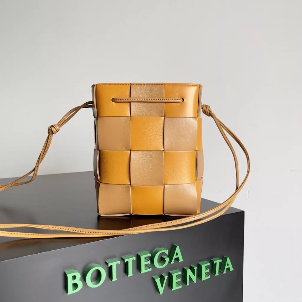 Bottega Veneta