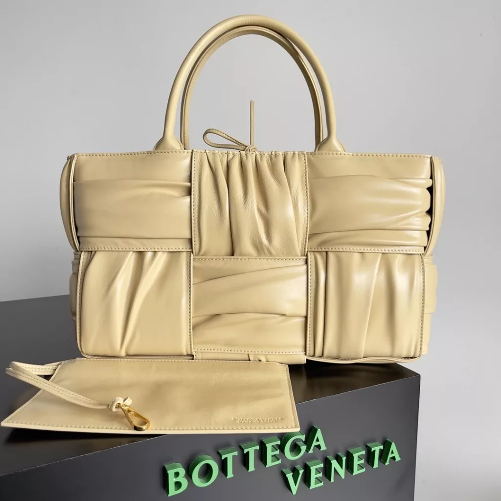 Bottega Veneta