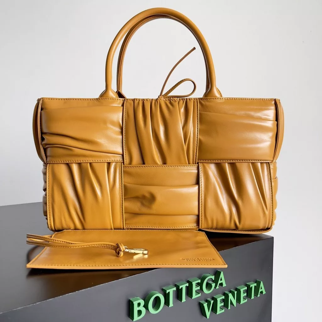 Bottega Veneta