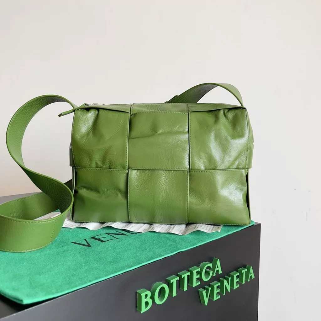 Bottega Veneta