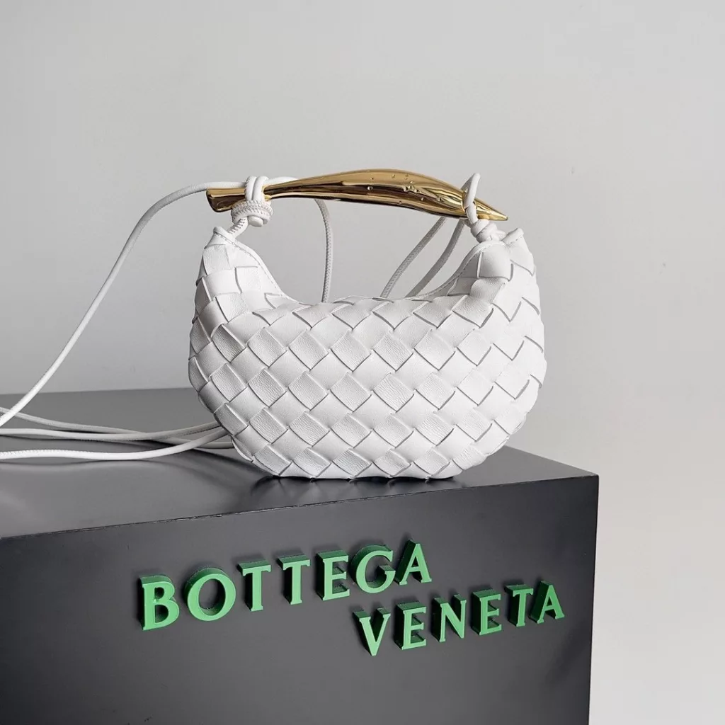 Bottega Veneta