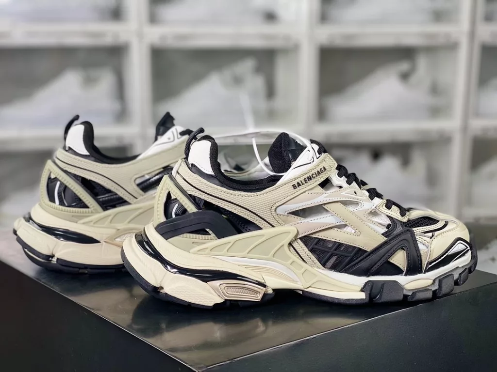 BALENCIAGA Track 2 Sneakers 