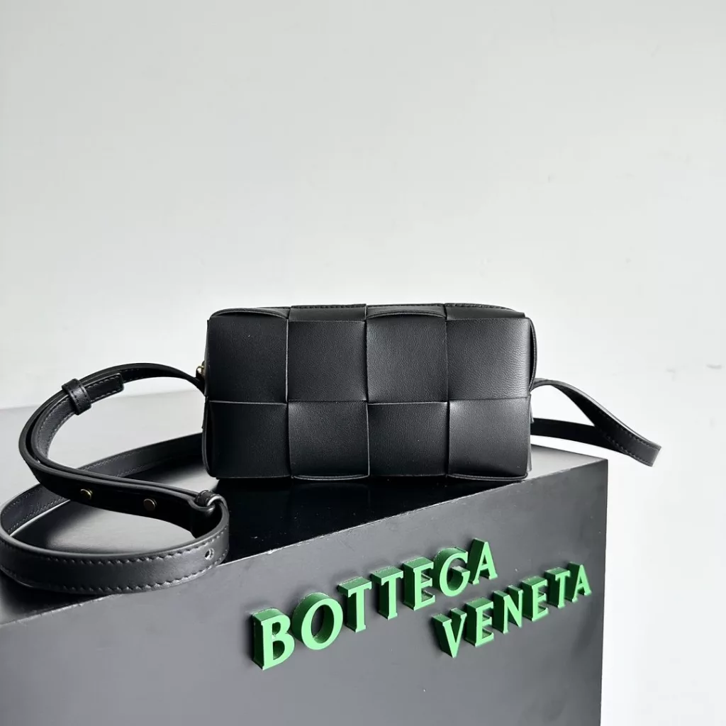 Bottega Veneta