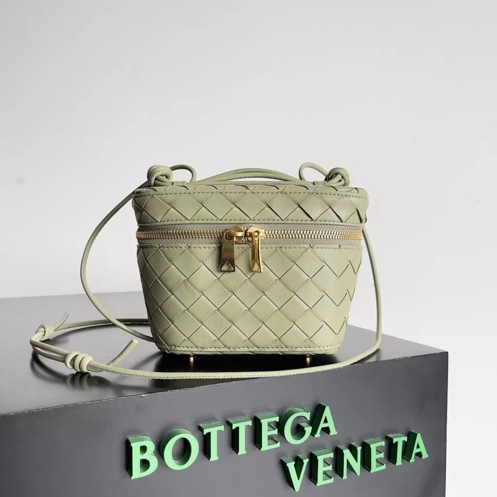 Bottega Veneta