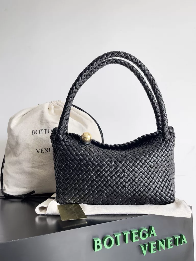 Bottega Veneta