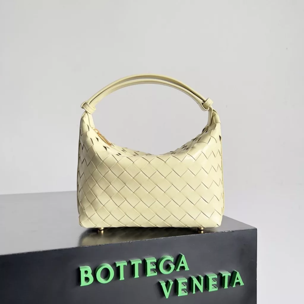 Bottega Veneta