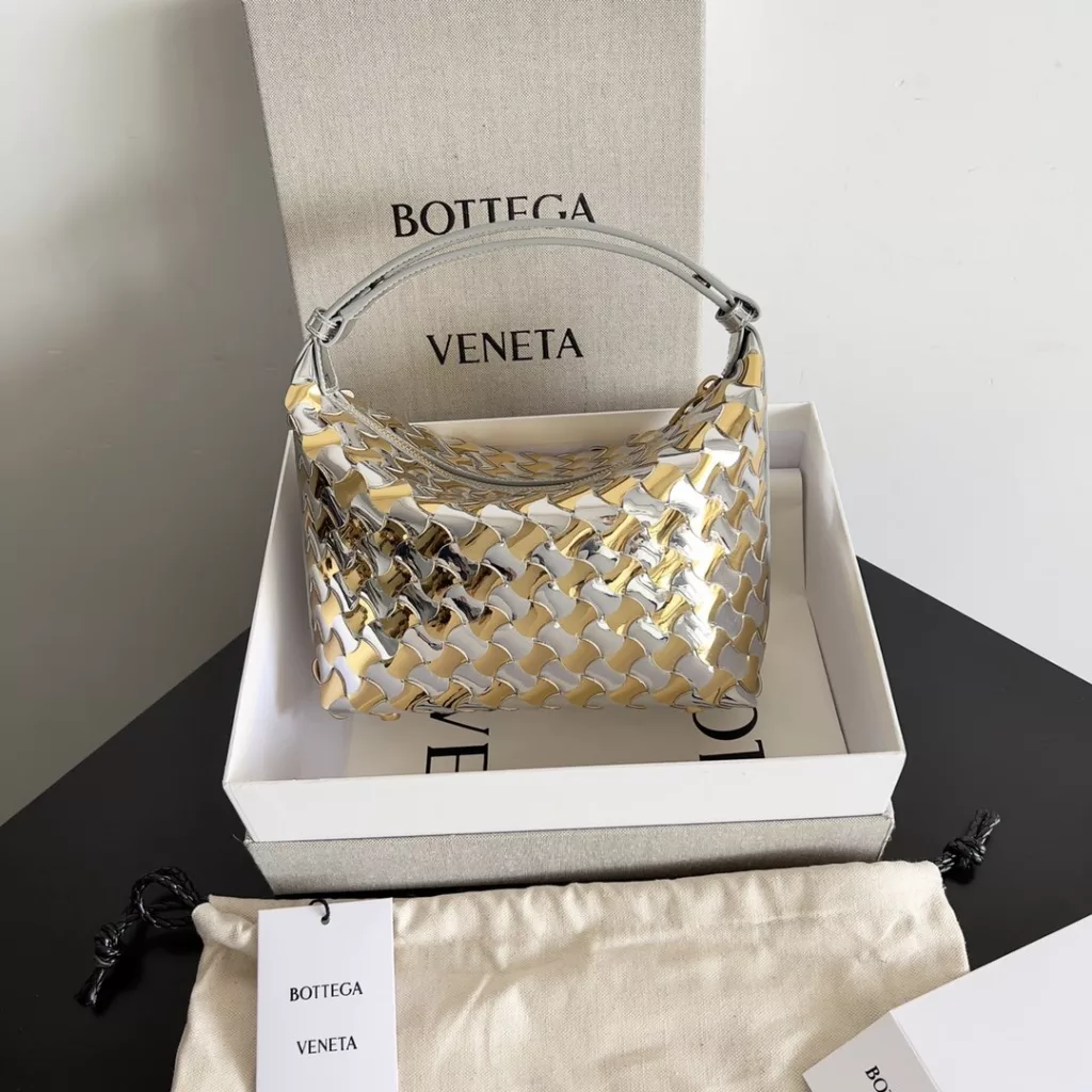 Bottega Veneta