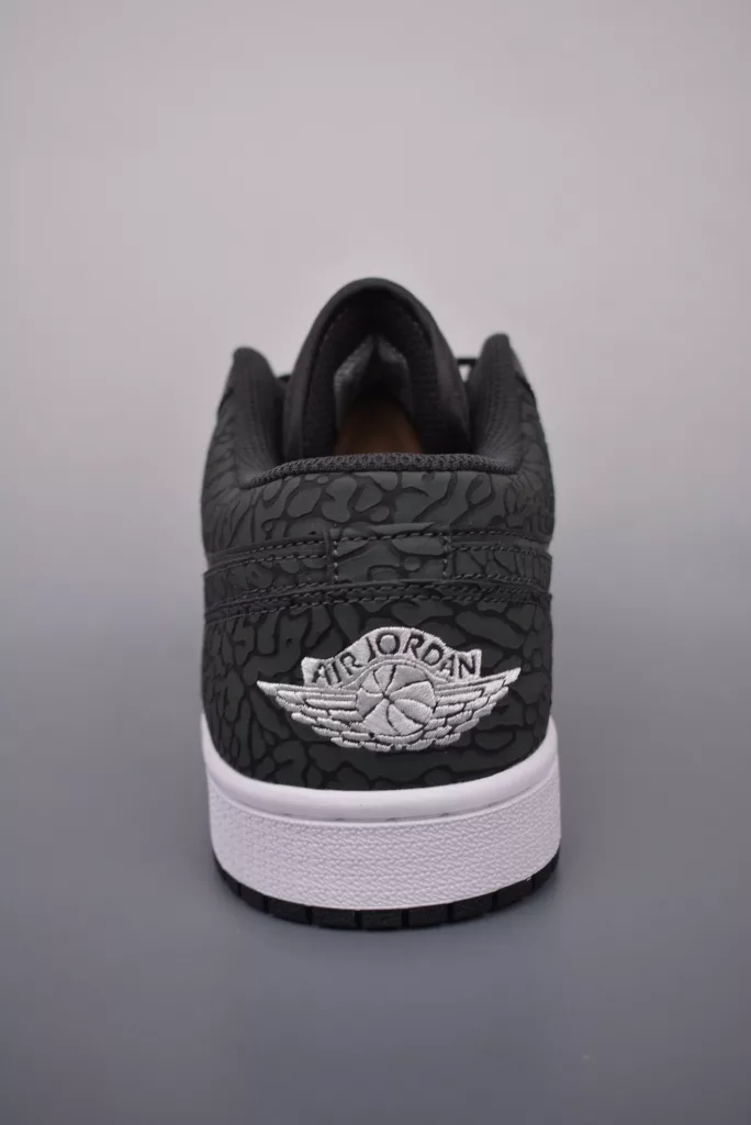 Air Jordan 1 Low crackle black shoes