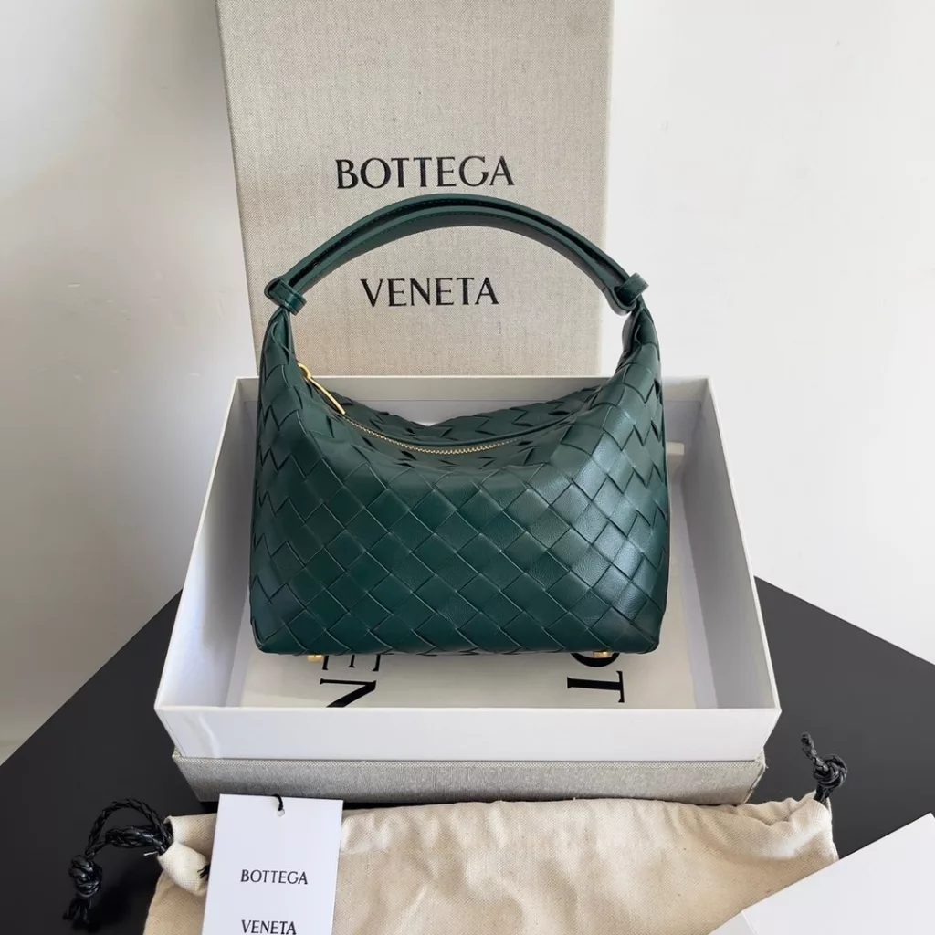 Bottega Veneta