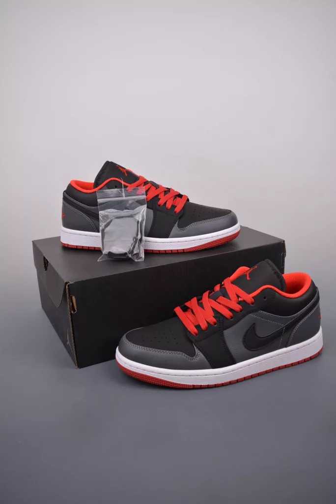 Air Jordan 1 Low gray black toe shoes