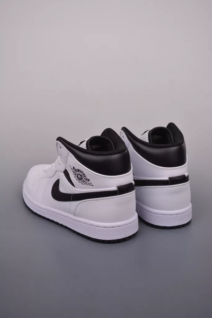 Air Jordan 1 Mid white black shoes