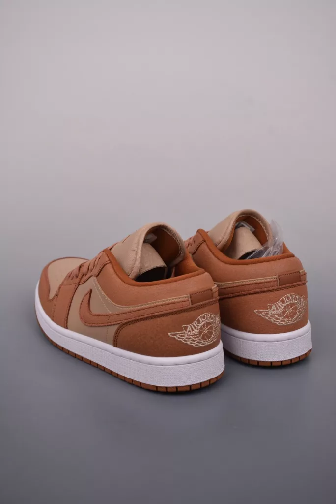 Air Jordan 1 Low Tan Toe Shoes