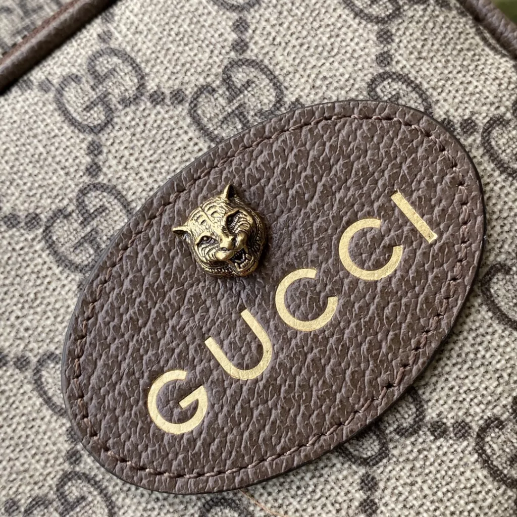 Gucci neo vintage Tiger Phone Bag