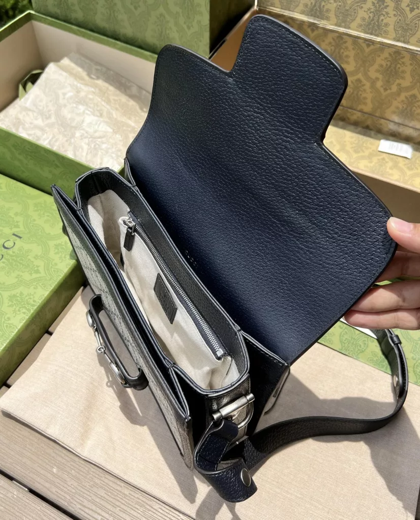 Gucci saddle bag