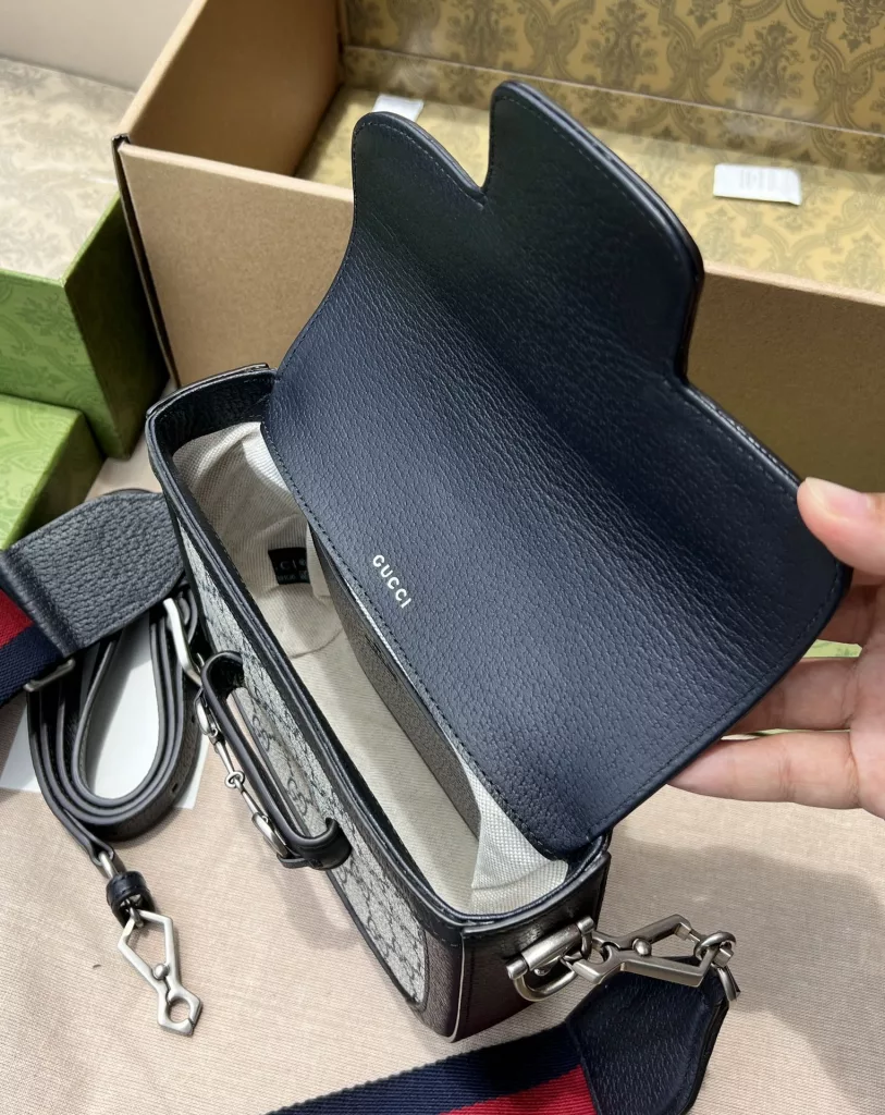 Gucci saddle bag