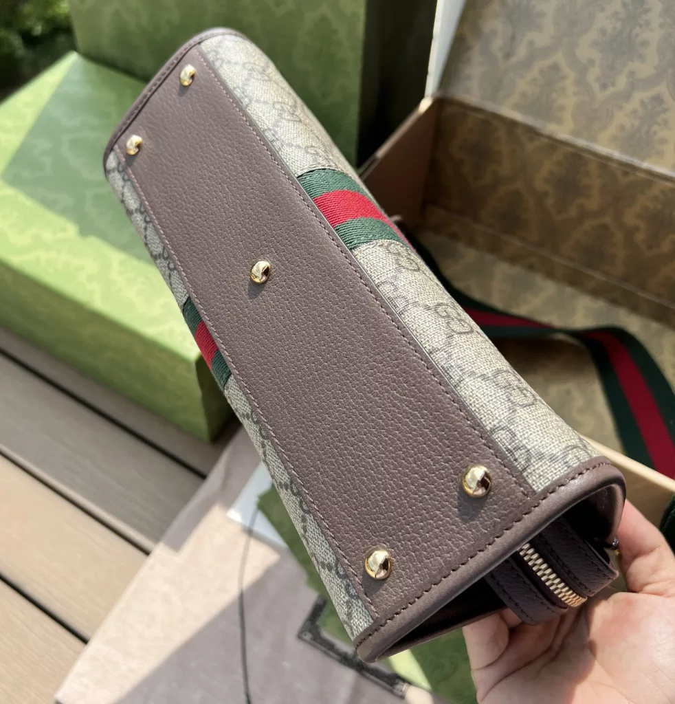 Gucci shoulder bag