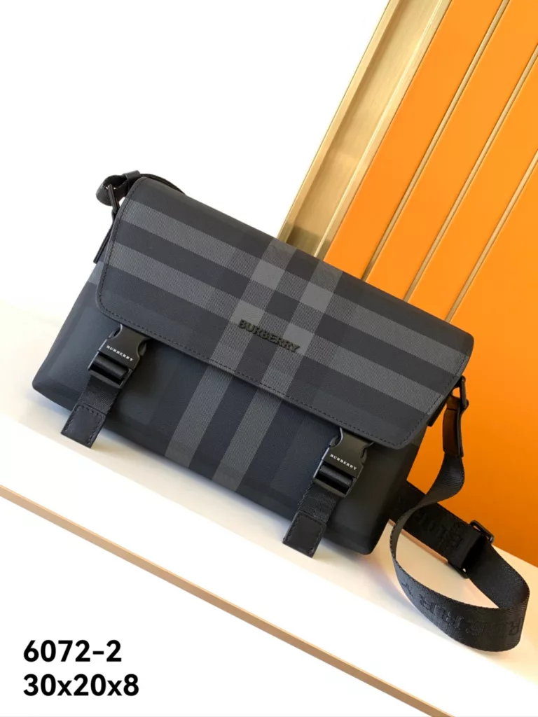 BURBERRY crossbody bag