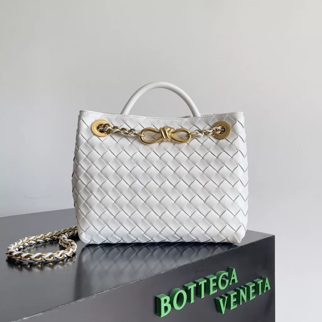 Bottega Veneta