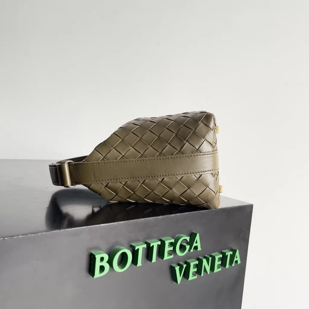 Bottega Veneta