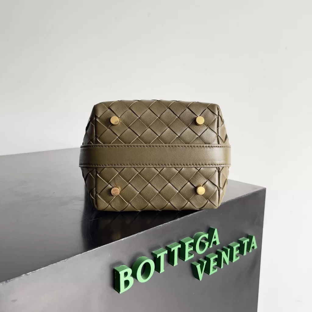 Bottega Veneta