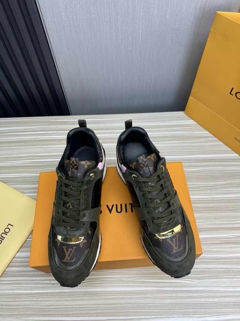 LOUIS VUITTON Shoes