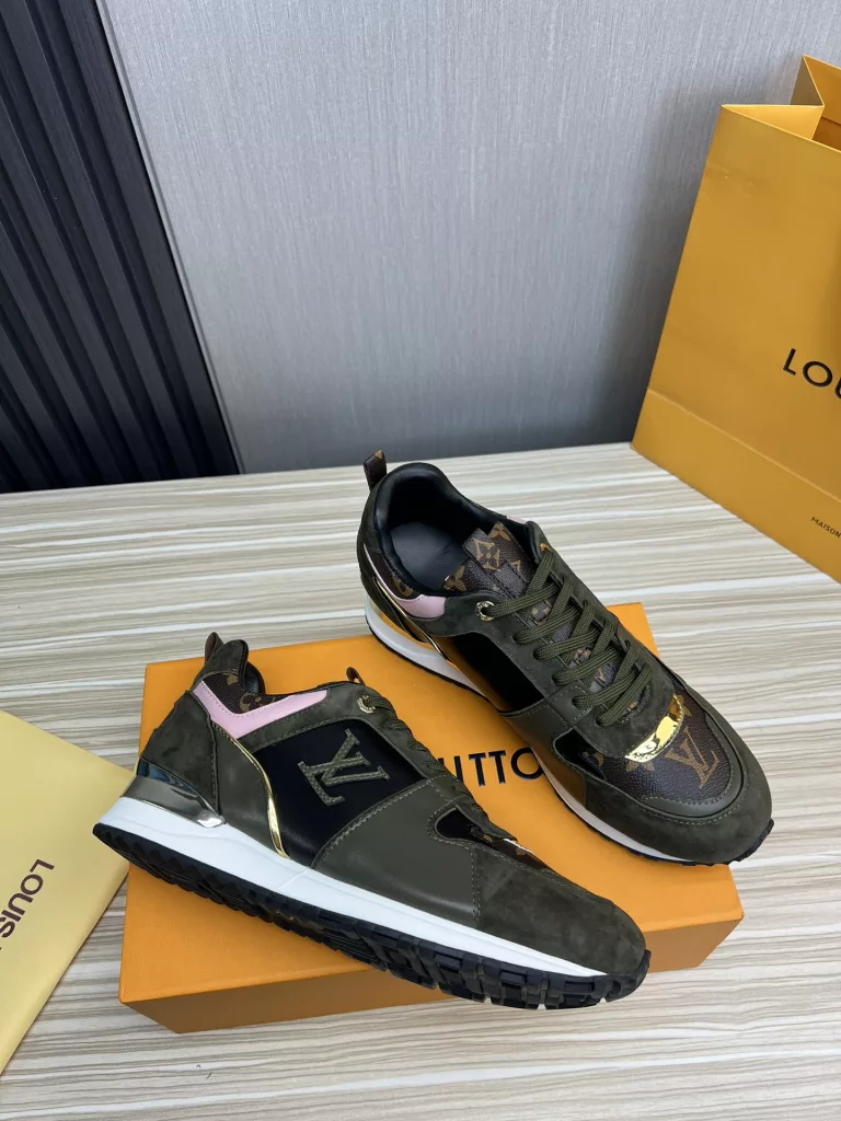 LOUIS VUITTON Shoes