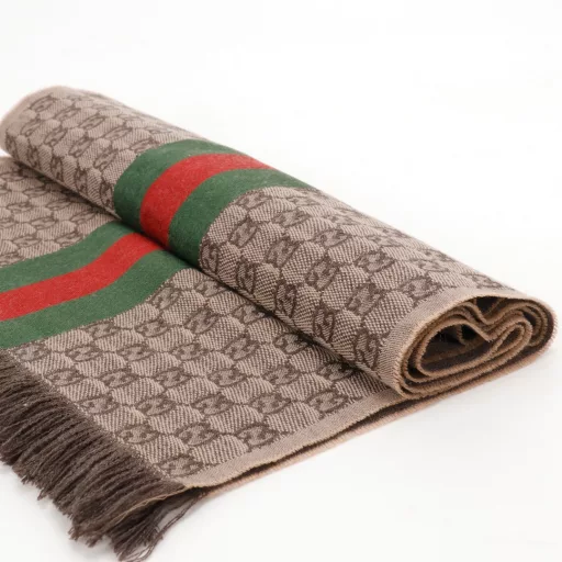 GUCCI Gulci 21FW Wool Laramid Full LOGO Long ScarfThe feel is soft and silky. Incapple packing gift box