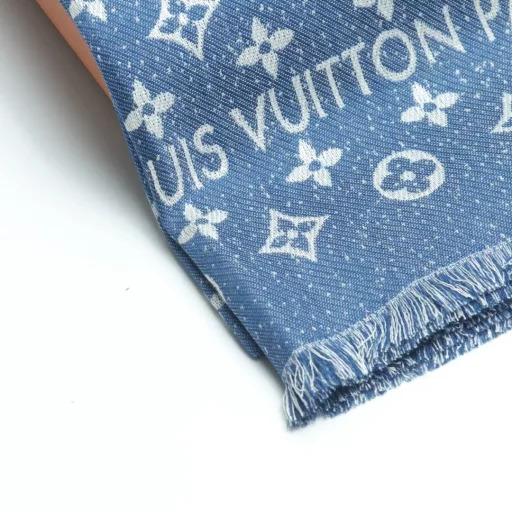 Louis Vuitton LV full-print wool tassel scarf1:1 knitted full-print pattern, standard counter packaging box and handbag