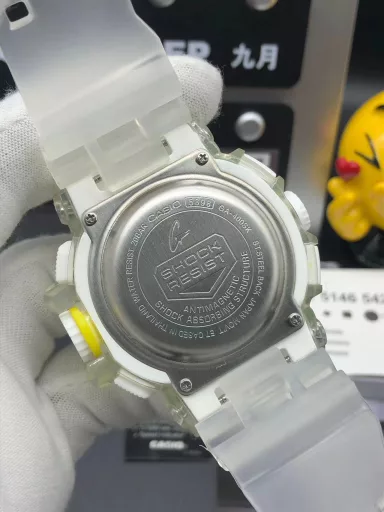 GA-400 hand-raise light Casio G-SHOCK--classic shockproof dial design👍In stock and shipped in seconds, 45-degree automatic hand-raise light function with strong visual impact🙈LCD liquid crystal display💡Stopwatch speed function accurate to 1/1000 second⌛Shockproof📣Anti-magnetic💥200 meters waterproof🏊48 city time📲Countdown⏳Alarm clock⏰Fully automatic calendar and other powerful functions📆