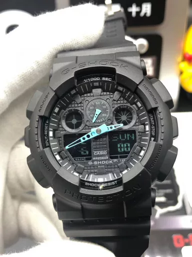 Hot selling GA-120 hand-raising light Casio G-SHOCK--classic shockproof dial design👍In stock and shipped immediately, 45-degree automatic hand-raising light function with strong visual impact🙈LCD liquid crystal display💡Stopwatch speed function accurate to 1/1000 second⌛Shockproof📣Anti-magnetic💥200 meters waterproof🏊48 city time📲Countdown⏳Alarm clock⏰Fully automatic calendar and other powerful functions📆