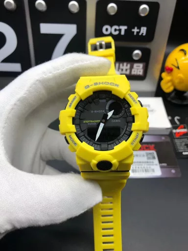 Hot selling GA-120 hand-raising light Casio G-SHOCK--classic shockproof dial design👍In stock and shipped immediately, 45-degree automatic hand-raising light function with strong visual impact🙈LCD liquid crystal display💡Stopwatch speed function accurate to 1/1000 second⌛Shockproof📣Anti-magnetic💥200 meters waterproof🏊48 city time📲Countdown⏳Alarm clock⏰Fully automatic calendar and other powerful functions📆