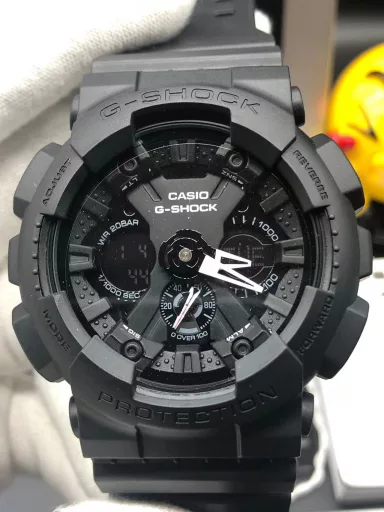 Hot selling GA-120 hand-raising light Casio G-SHOCK--classic shockproof dial design👍In stock and shipped immediately, 45-degree automatic hand-raising light function with strong visual impact🙈LCD liquid crystal display💡Stopwatch speed function accurate to 1/1000 second⌛Shockproof📣Anti-magnetic💥200 meters waterproof🏊48 city time📲Countdown⏳Alarm clock⏰Fully automatic calendar and other powerful functions📆