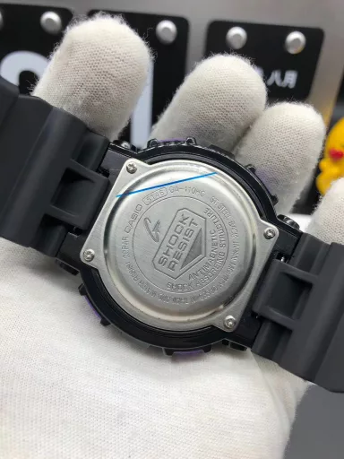 GA-110 Hand-raise Light Casio G-SHOCK--Classic shockproof dial design👍In stock and shipped immediately, 45-degree automatic hand-raise light function with strong visual impact🙈LCD liquid crystal display💡Stopwatch speed function accurate to 1/1000 second⌛Shockproof📣Anti-magnetic💥200 meters waterproof🏊48 city time📲Countdown⏳Alarm clock⏰Fully automatic calendar and other powerful functions