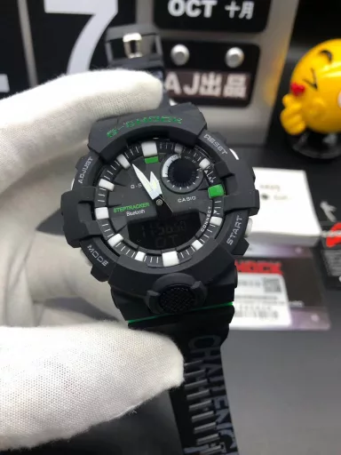 Hot selling GA-120 hand-raising light Casio G-SHOCK--classic shockproof dial design👍In stock and shipped immediately, 45-degree automatic hand-raising light function with strong visual impact🙈LCD liquid crystal display💡Stopwatch speed function accurate to 1/1000 second⌛Shockproof📣Anti-magnetic💥200 meters waterproof🏊48 city time📲Countdown⏳Alarm clock⏰Fully automatic calendar and other powerful functions📆