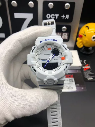 Hot selling GA-120 hand-raising light Casio G-SHOCK--classic shockproof dial design👍In stock and shipped immediately, 45-degree automatic hand-raising light function with strong visual impact🙈LCD liquid crystal display💡Stopwatch speed function accurate to 1/1000 second⌛Shockproof📣Anti-magnetic💥200 meters waterproof🏊48 city time📲Countdown⏳Alarm clock⏰Fully automatic calendar and other powerful functions📆