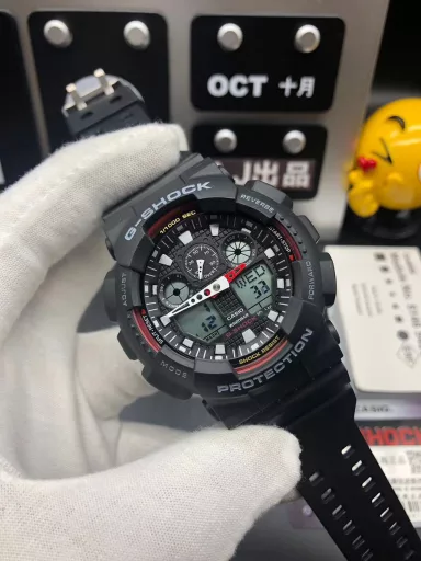 Hot selling GA-120 hand-raising light Casio G-SHOCK--classic shockproof dial design👍In stock and shipped immediately, 45-degree automatic hand-raising light function with strong visual impact🙈LCD liquid crystal display💡Stopwatch speed function accurate to 1/1000 second⌛Shockproof📣Anti-magnetic💥200 meters waterproof🏊48 city time📲Countdown⏳Alarm clock⏰Fully automatic calendar and other powerful functions📆