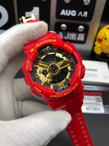 GA-110 Hand-raise Light Casio G-SHOCK--Classic shockproof dial design👍In stock and shipped immediately, 45-degree automatic hand-raise light function with strong visual impact🙈LCD liquid crystal display💡Stopwatch speed function accurate to 1/1000 second⌛Shockproof📣Anti-magnetic💥200 meters waterproof🏊48 city time📲Countdown⏳Alarm clock⏰Fully automatic calendar and other powerful functions