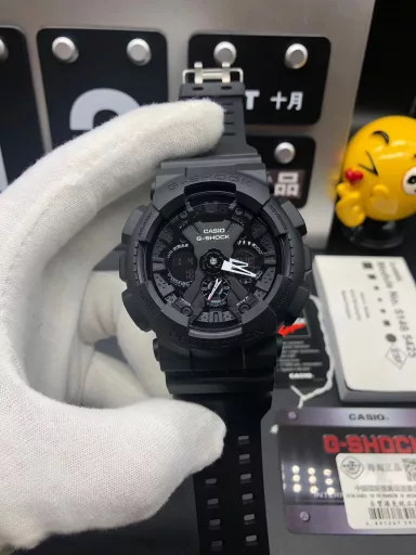 Hot selling GA-120 hand-raising light Casio G-SHOCK--classic shockproof dial design👍In stock and shipped immediately, 45-degree automatic hand-raising light function with strong visual impact🙈LCD liquid crystal display💡Stopwatch speed function accurate to 1/1000 second⌛Shockproof📣Anti-magnetic💥200 meters waterproof🏊48 city time📲Countdown⏳Alarm clock⏰Fully automatic calendar and other powerful functions📆