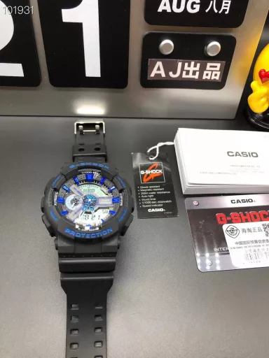 GA-110 Hand-raise Light Casio G-SHOCK--Classic shockproof dial design👍In stock and shipped immediately, 45-degree automatic hand-raise light function with strong visual impact🙈LCD liquid crystal display💡Stopwatch speed function accurate to 1/1000 second⌛Shockproof📣Anti-magnetic💥200 meters waterproof🏊48 city time📲Countdown⏳Alarm clock⏰Fully automatic calendar and other powerful functions