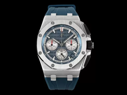 APP Audemars Piguet Royal Oak Offshore 26420 New Upgraded VersionThe new molded 43 mm case (market version 44 mm, which is the case of the old 26400) adopts a new design, more ergonomic case, and more refined case details. It has larger polished chamfers. The 43 mm wide case has been carefully modified to accommodate the new movement with a slightly larger diameter. The case contains a set of newly designed chronograph buttons.The dial is upgraded, the dial texture is CNC slow washing (non-hydraulic), the finished product texture is clear, and the iconic square is now connected to each other by a cross.The calendar is upgraded. After the modification of the movement, the original large calendar is realized. The date window is pushed to the edge of the dial, and the hands are also slightly modified.The new interchangeable strap function is equipped with a quick release system, which can easily change the wearing style. The rubber strap color is black, and there is also a leather strap available.In addition to the titanium version, the Royal Oak Offshore Chronograph 43 mm features a black ceramic bezel, creating a sharp contrast in material and color. The crown and pushers are also made of ceramic.