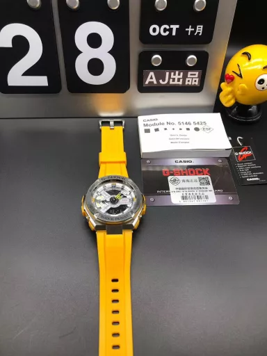 GST-400G hand-raise light Casio G-SHOCK--classic shockproof dial design👍In stock and shipped in seconds, 45-degree automatic hand-raise light function with strong visual impact🙈LCD liquid crystal display💡Stopwatch speed function accurate to 1/1000 second⌛Shockproof📣Anti-magnetic💥200 meters waterproof🏊48 city time📲Countdown⏳Alarm clock⏰Fully automatic calendar and other powerful functions📆