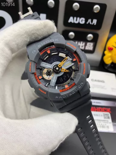 GA-110 Hand-raise Light Casio G-SHOCK--Classic shockproof dial design👍In stock and shipped immediately, 45-degree automatic hand-raise light function with strong visual impact🙈LCD liquid crystal display💡Stopwatch speed function accurate to 1/1000 second⌛Shockproof📣Anti-magnetic💥200 meters waterproof🏊48 city time📲Countdown⏳Alarm clock⏰Fully automatic calendar and other powerful functions