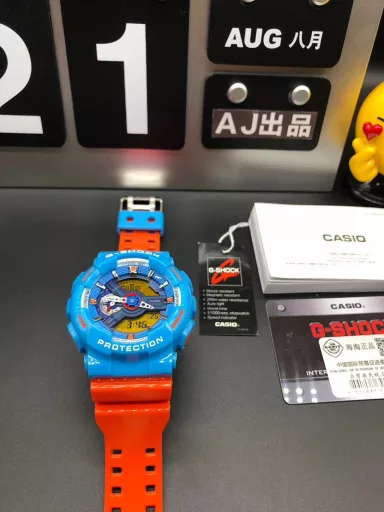 GA-110 Hand-raise Light Casio G-SHOCK--Classic shockproof dial design👍In stock and shipped immediately, 45-degree automatic hand-raise light function with strong visual impact🙈LCD liquid crystal display💡Stopwatch speed function accurate to 1/1000 second⌛Shockproof📣Anti-magnetic💥200 meters waterproof🏊48 city time📲Countdown⏳Alarm clock⏰Fully automatic calendar and other powerful functions